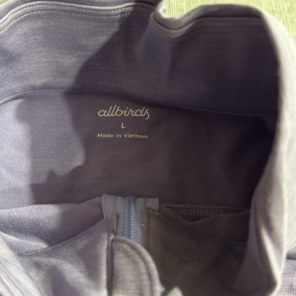 Allbirds - Picture 4 of 5